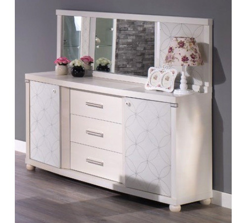 Прямоугольное настенное зеркало в гостиную Мира MIRA-10 белое Прямоугольное настенное зеркало в гостиную Мира MIRA-10 белое