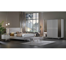 Шестистворчатый распашной шкаф для одежды и белья с зеркалом в спальню Larissa (Ларисса) lars-34 Шестистворчатый распашной шкаф для одежды и белья с зеркалом в спальню Larissa (Ларисса) lars-34