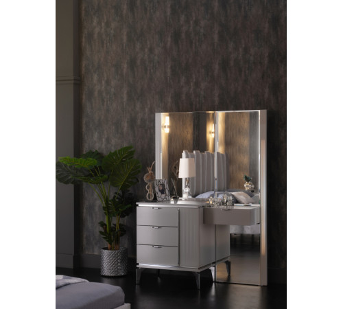 Туалетный столик Лоретто (Loretto) LORET-35 Туалетный столик Лоретто (Loretto) LORET-35