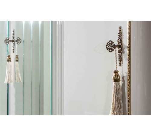 Шестистворчатый распашной шкаф для одежды и белья с зеркалом в спальню Мариана MARI