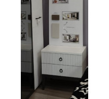 Распродажа с экспозиции Тумба прикроватная Хилтон ХТ-302.03 Распродажа с экспозиции Тумба прикроватная Хилтон ХТ-302.03