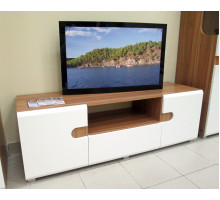 Тумба под телевизор Леонардо МН-026-02 белая