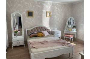 Двуспальная кровать Авиньон MUR-111-01/1 с каретной стяжкой Двуспальная кровать Авиньон MUR-111-01/1 с каретной стяжкой