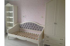 Односпальная кровать Анджелика MUR-115-01/1 с каретной стяжкой Односпальная кровать Анджелика MUR-115-01/1 с каретной стяжкой