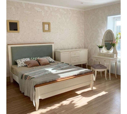 Двуспальная кровать Римини MUR-118-01/1 с мягкой вставкой Двуспальная кровать Римини MUR-118-01/1 с мягкой вставкой