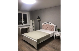 Двуспальная кровать Венеция MUR-101-01 с каретной стяжкой Двуспальная кровать Венеция MUR-101-01 с каретной стяжкой