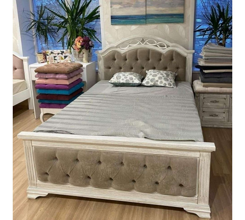 Односпальная кровать Венеция MUR-101-01 с каретной стяжкой Односпальная кровать Венеция MUR-101-01 с каретной стяжкой