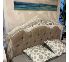 Односпальная кровать Венеция MUR-101-01 с каретной стяжкой Односпальная кровать Венеция MUR-101-01 с каретной стяжкой