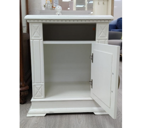 Тумба прикроватная «Верди Люкс» П434.03-1 (слоновая кость) Распродажа с экспозиции Тумба прикроватная «Верди Люкс» П434.03-1 (слоновая кость) Распродажа с экспозиции